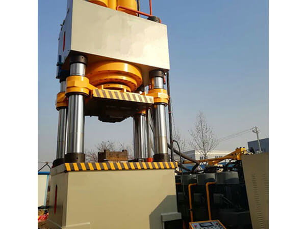 YDZ32-1500吨系列四柱液压机
